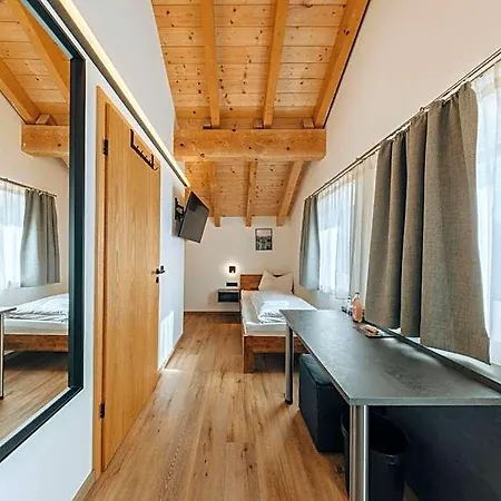 Fairrooms - Self-check-in Motel *