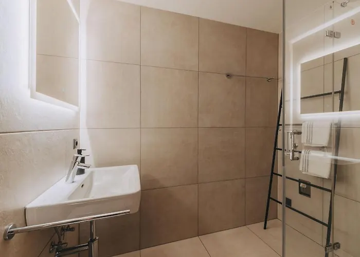 Fairrooms - Self-check-in * Raggal